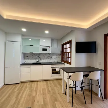 Newly Listed And Renovated In Parque Golf Maspalomas (Gran Canaria)